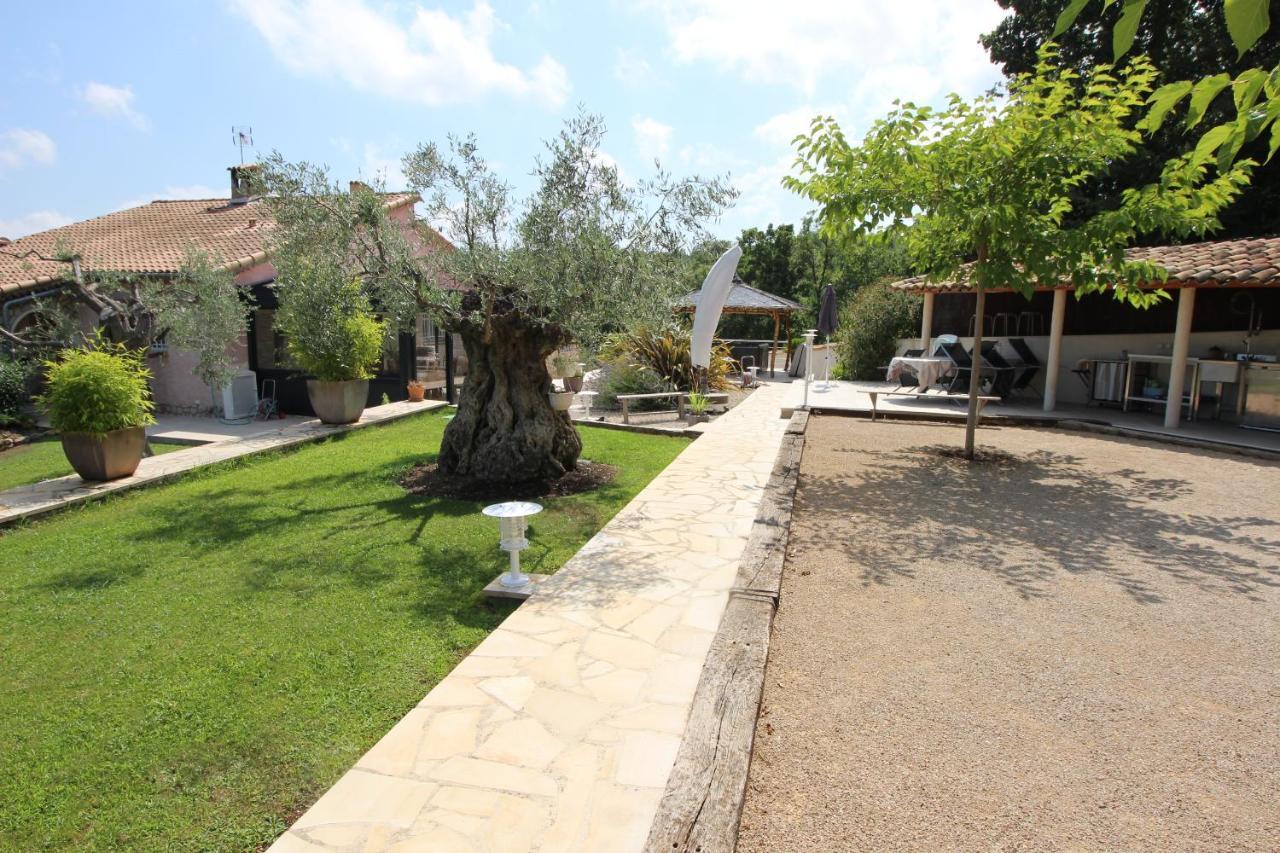Villa Jalna Chambre, Suites Et Appartement Roquefort-les-Pins Esterno foto