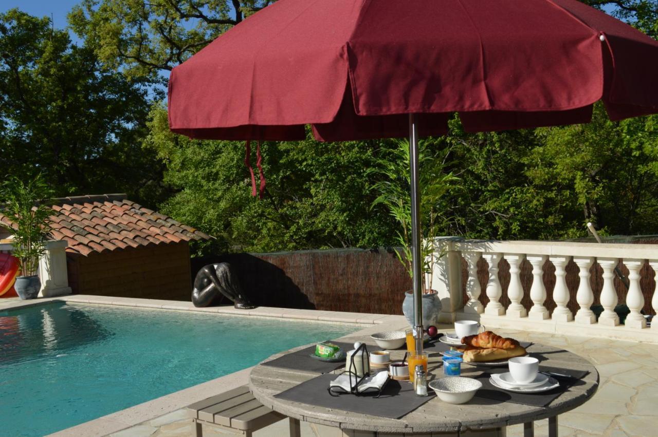 Villa Jalna Chambre, Suites Et Appartement Roquefort-les-Pins Esterno foto